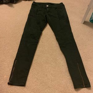 AE forest green pants